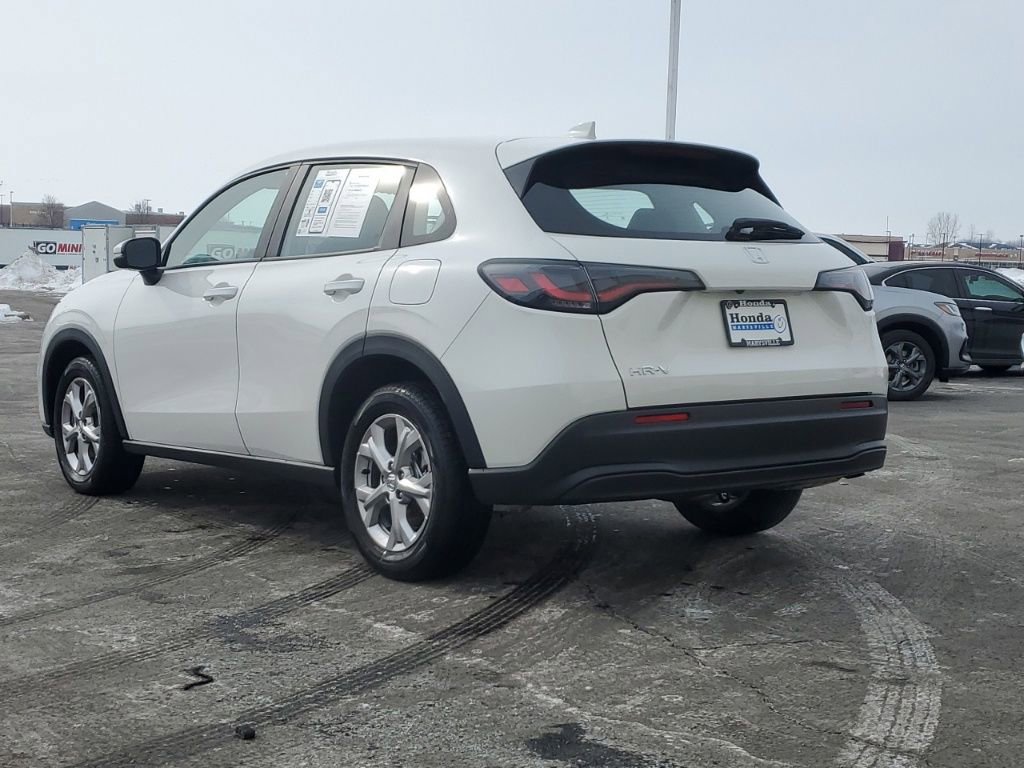 Certified 2025 Honda HR-V LX image 5