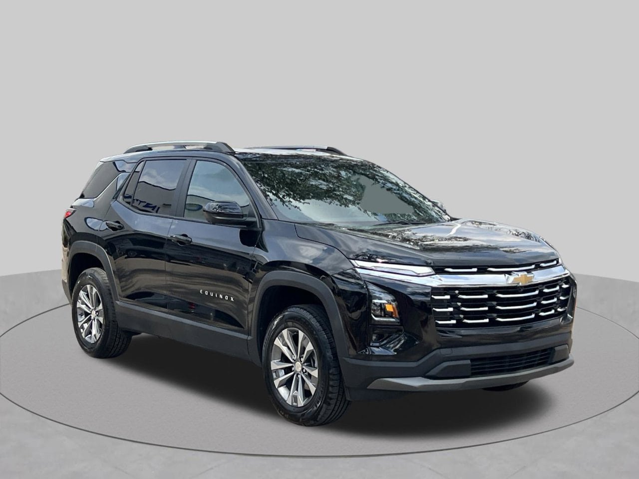 Used 2025 Chevrolet Equinox LT w/ Convenience Package II FWD image 7