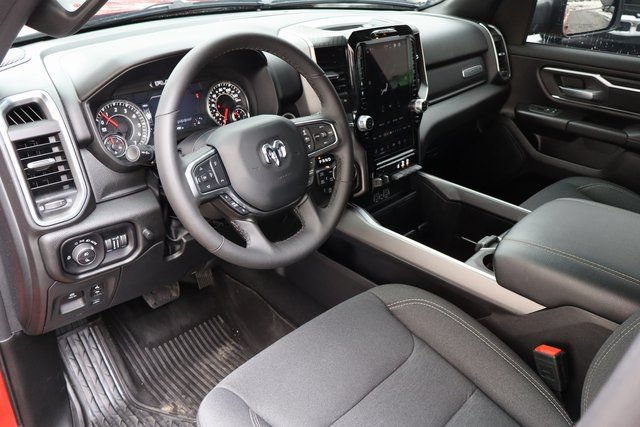 Used 2025 RAM 1500 Big Horn AWD/4WD image 4