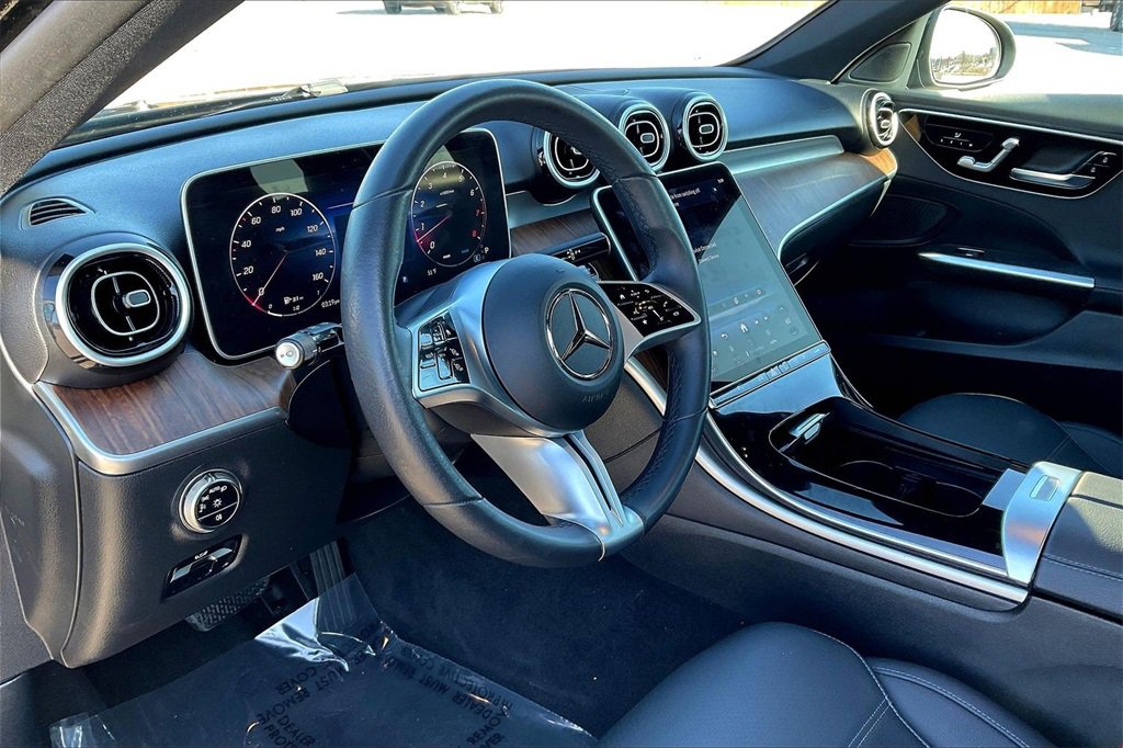 Used 2025 Mercedes-Benz C 300 4MATIC Sedan image 13