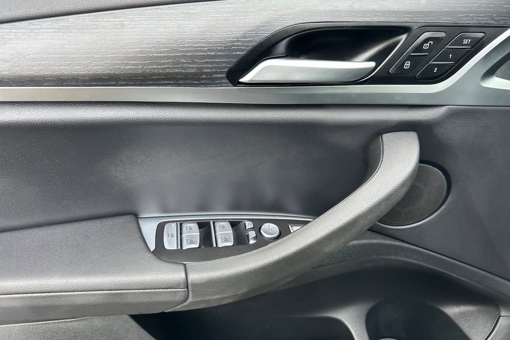 Used 2022 BMW X3 sDrive30i w/ M Sport Package 2 image 10