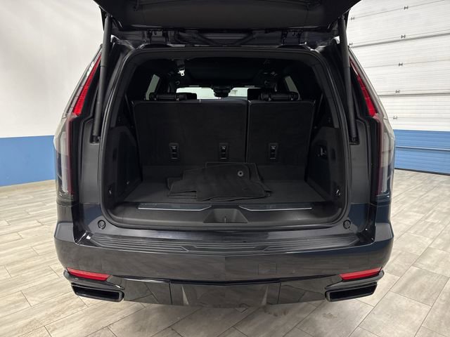 Used 2023 Cadillac Escalade Sport w/ Touring Package image 17
