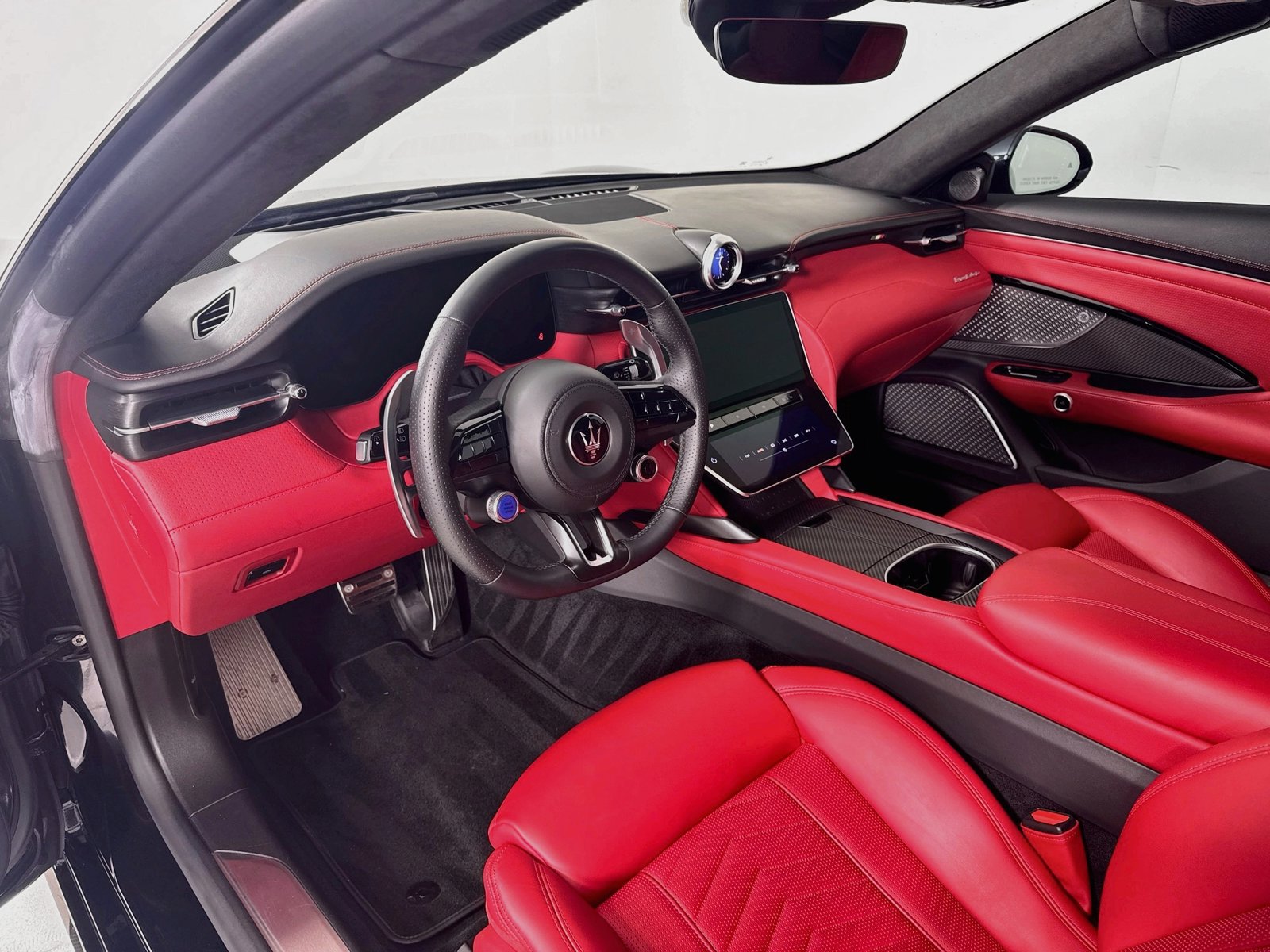 Used 2024 Maserati GranCabrio Trofeo AWD/4WD image 11