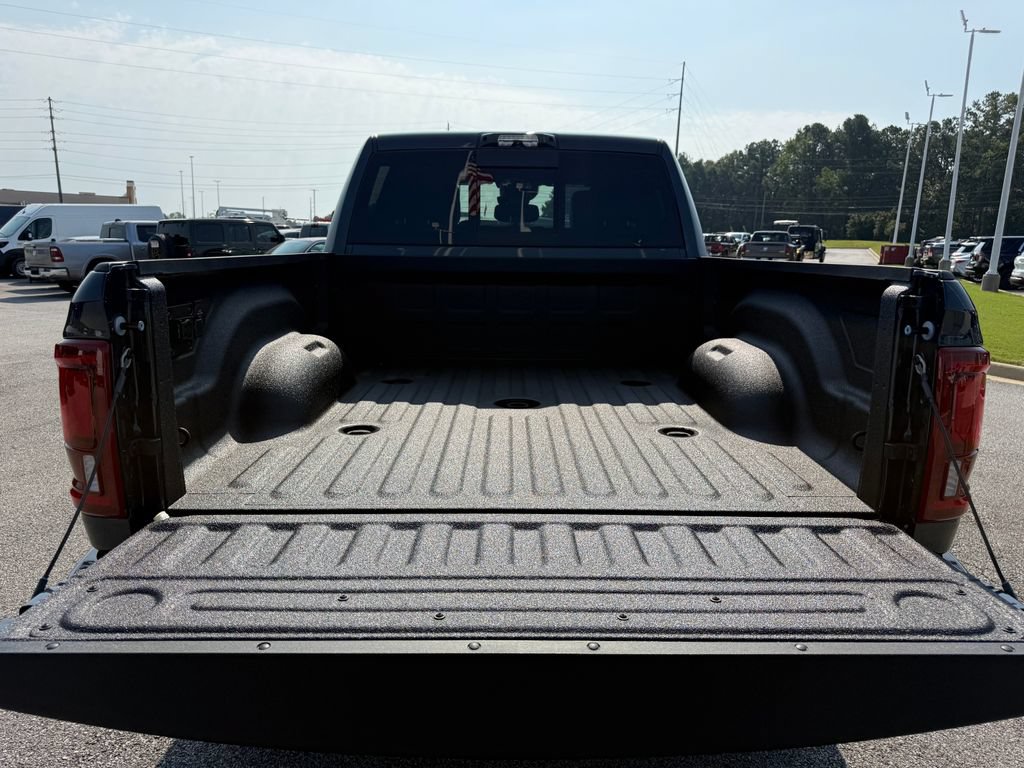 New 2027 RAM 2500 Laramie w/ Night Edition AWD/4WD image 22