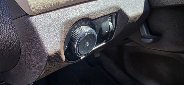 Used 2014 Chevrolet Cruze LTZ w/ Enhanced Safety Package FWD image 16