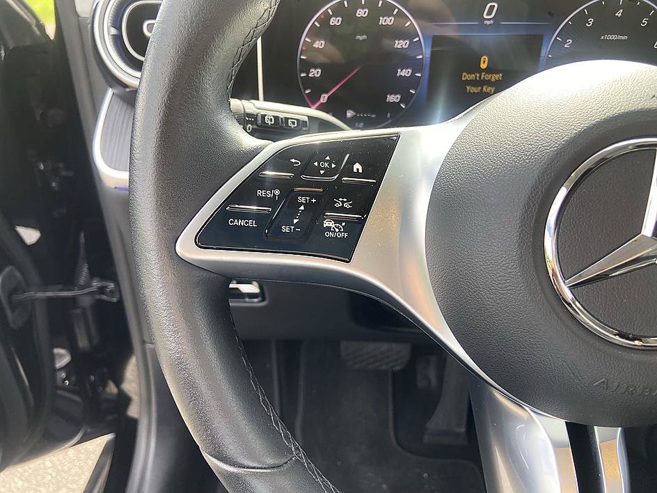 Used 2023 Mercedes-Benz GLC 300 4MATIC image 22