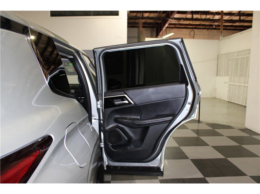 Used 2024 Mitsubishi Outlander Ralliart image 25