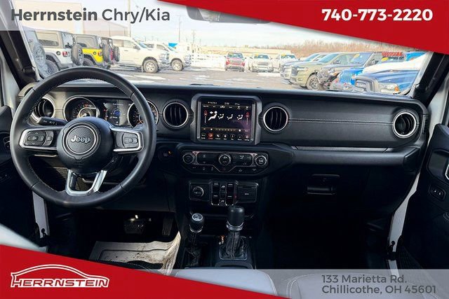 Used 2023 Jeep Gladiator Overland image 6
