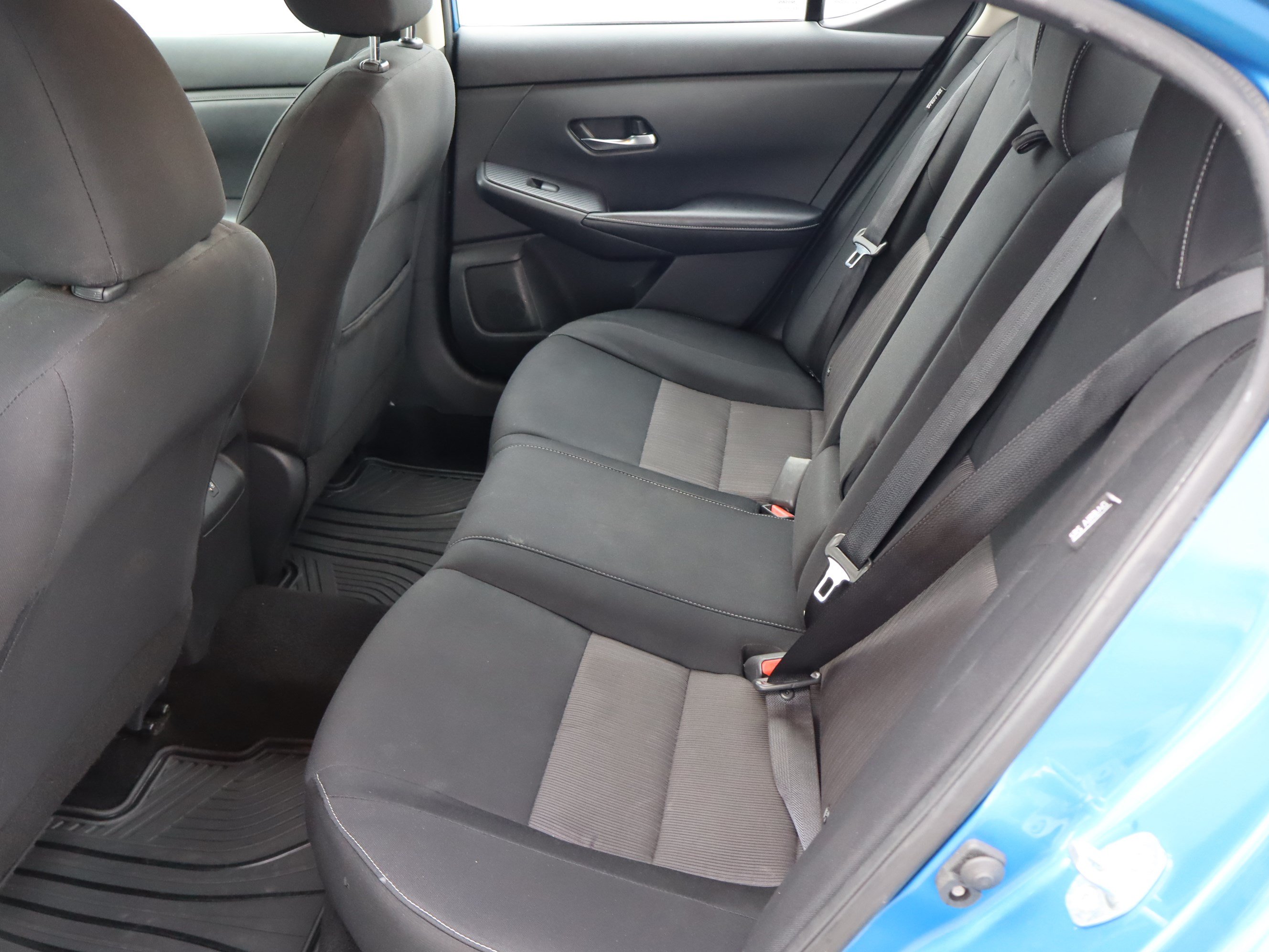 Used 2020 Nissan Sentra SV FWD image 31