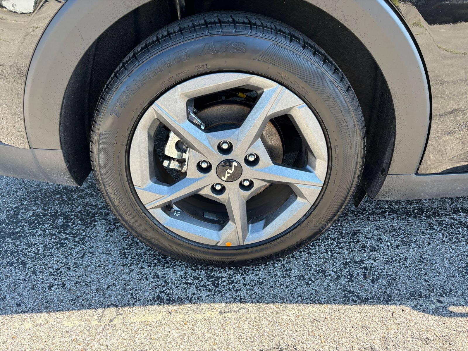 Used 2025 Kia K4 FWD image 30