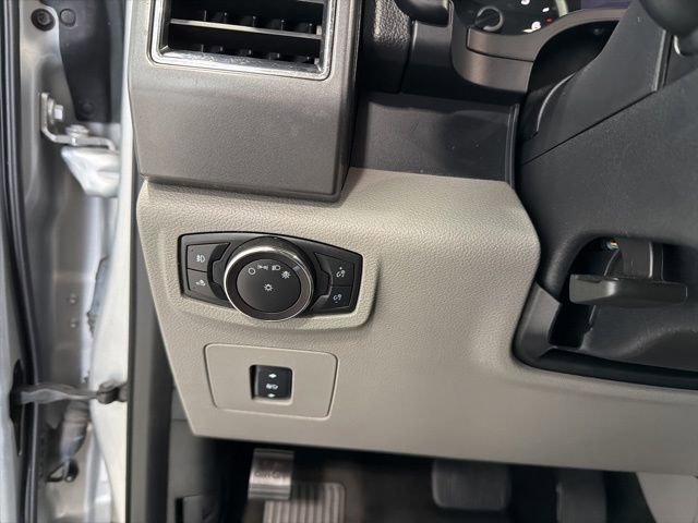 Used 2017 Ford F150 XLT w/ Equipment Group 302A Luxury AWD/4WD image 10