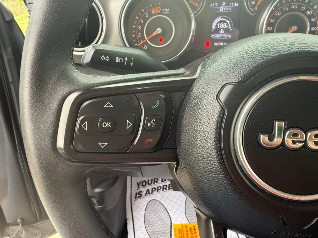 Used 2023 Jeep Wrangler Unlimited Sport AWD/4WD image 28