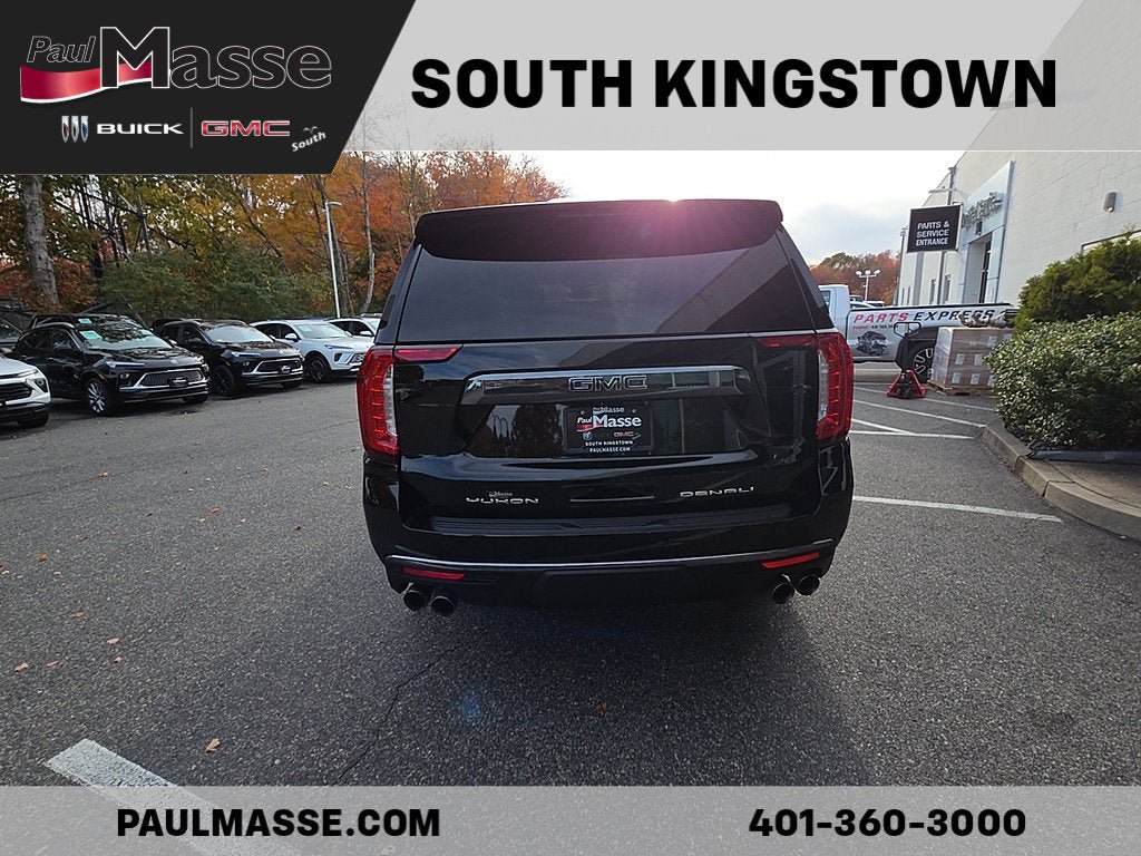 Used 2023 GMC Yukon Denali Ultimate AWD/4WD image 6