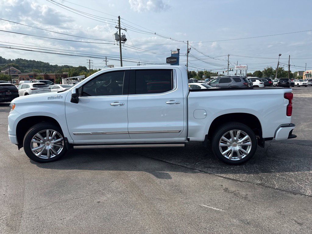 Used 2026 Chevrolet Silverado 1500 High Country AWD/4WD image 6