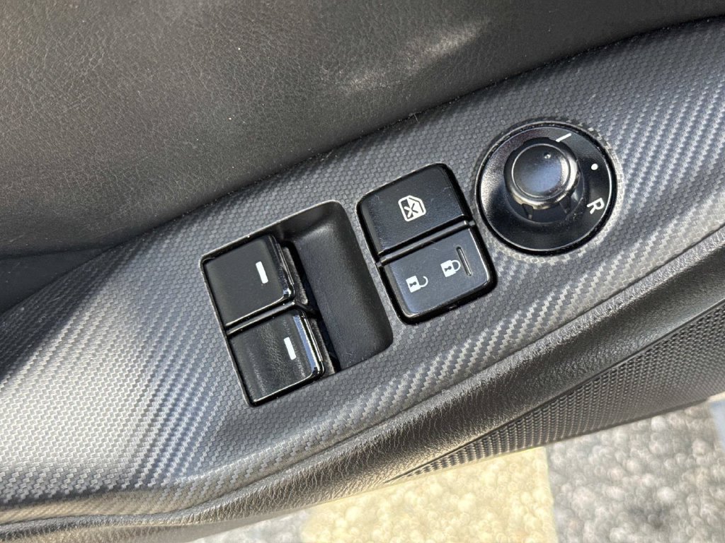 Used 2021 MAZDA MX-5 Miata RF Grand Touring RWD image 13