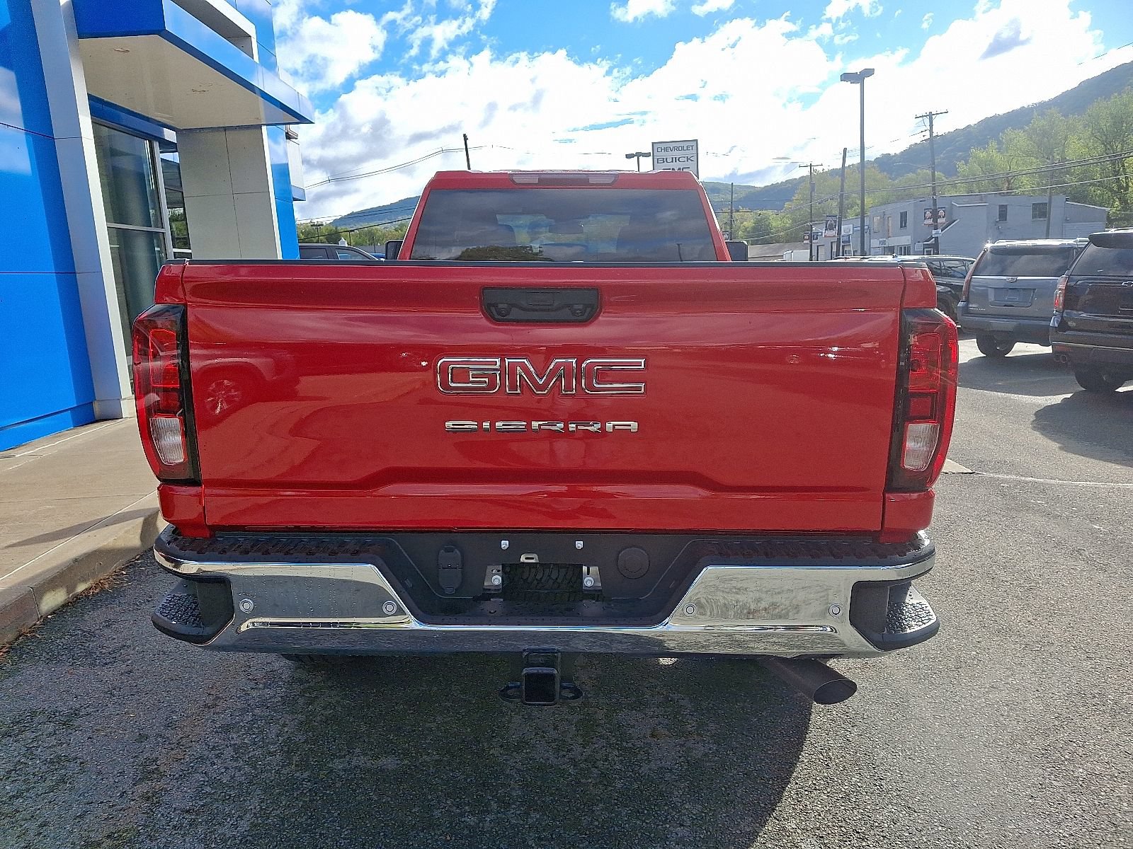 New 2026 GMC Sierra 2500 Pro w/ 1SA Pro Safety Plus Package AWD/4WD image 5