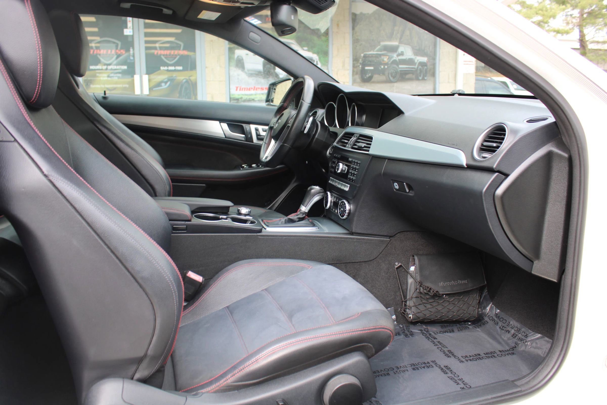 Used 2015 Mercedes-Benz C 250 Coupe w/ Sport Package image 16