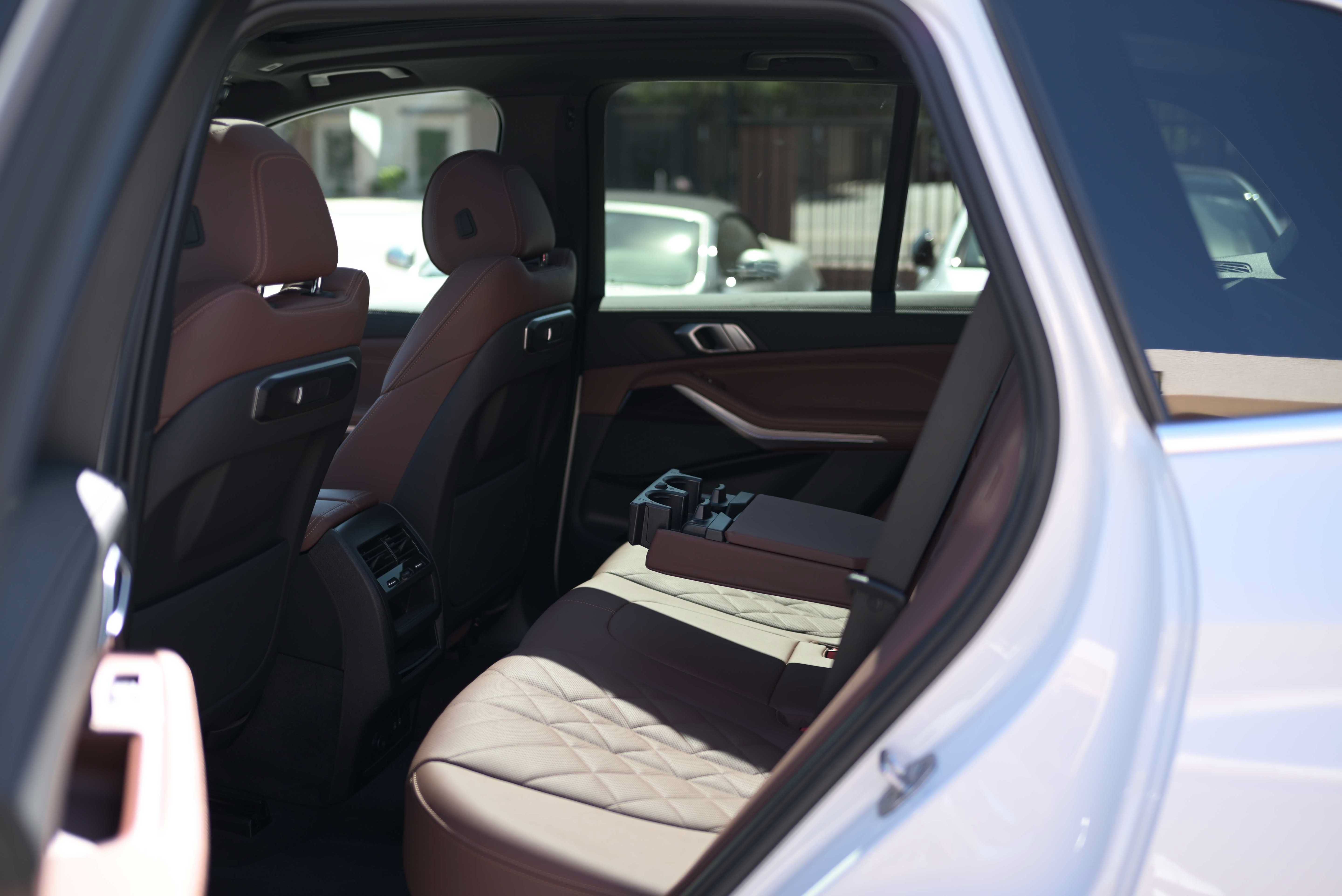 Used 2025 BMW X5 xDrive40i AWD/4WD image 11