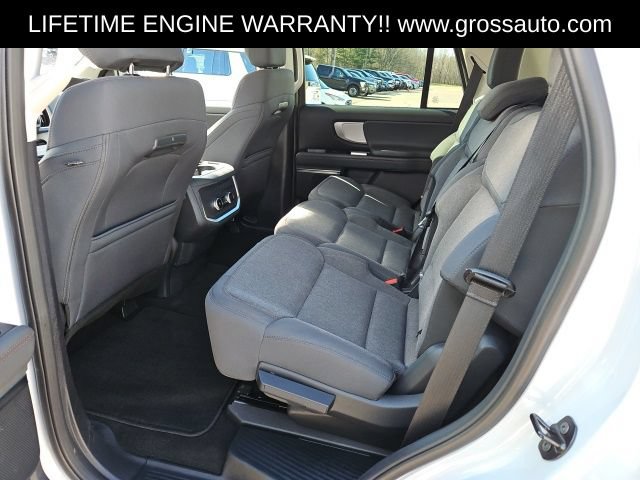 Used 2025 Ford Expedition Active AWD/4WD image 24