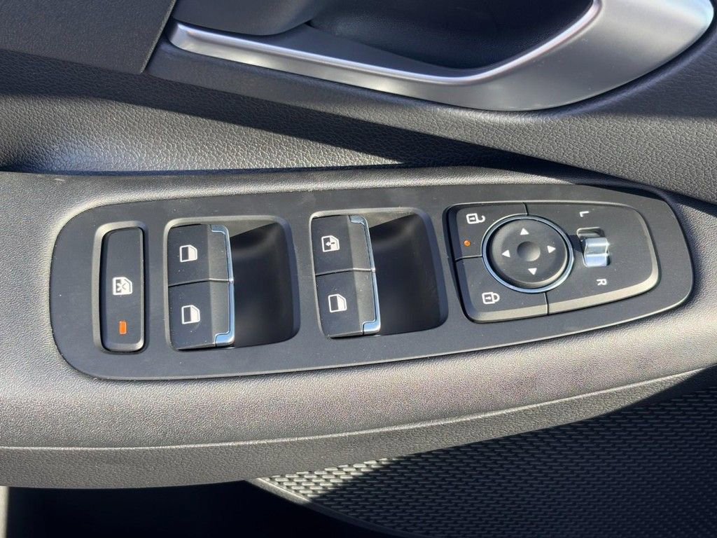 New 2026 Hyundai Sonata SE FWD image 18