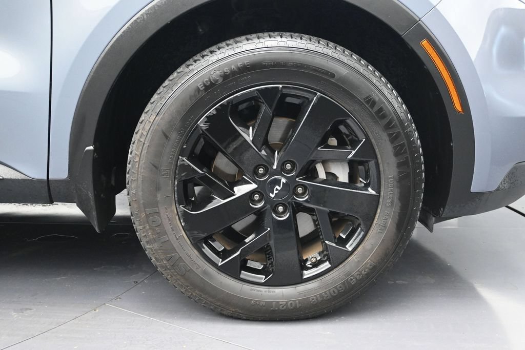 Used 2023 Kia Sorento S w/ Panoramic Sunroof Package AWD/4WD image 9