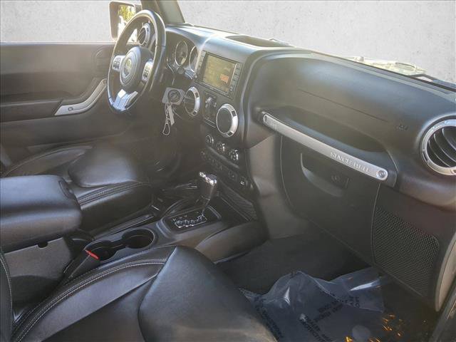 Used 2017 Jeep Wrangler Unlimited Rubicon AWD/4WD image 21