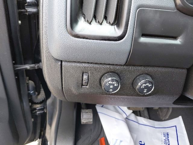 Used 2021 Chevrolet Colorado Z71 AWD/4WD image 14