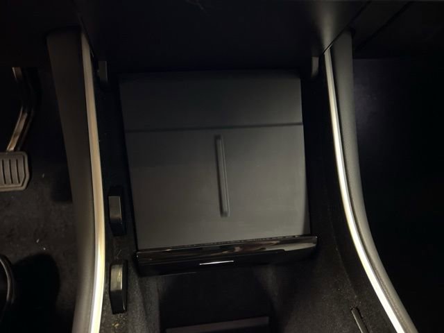 Used 2021 Tesla Model Y Long Range image 26