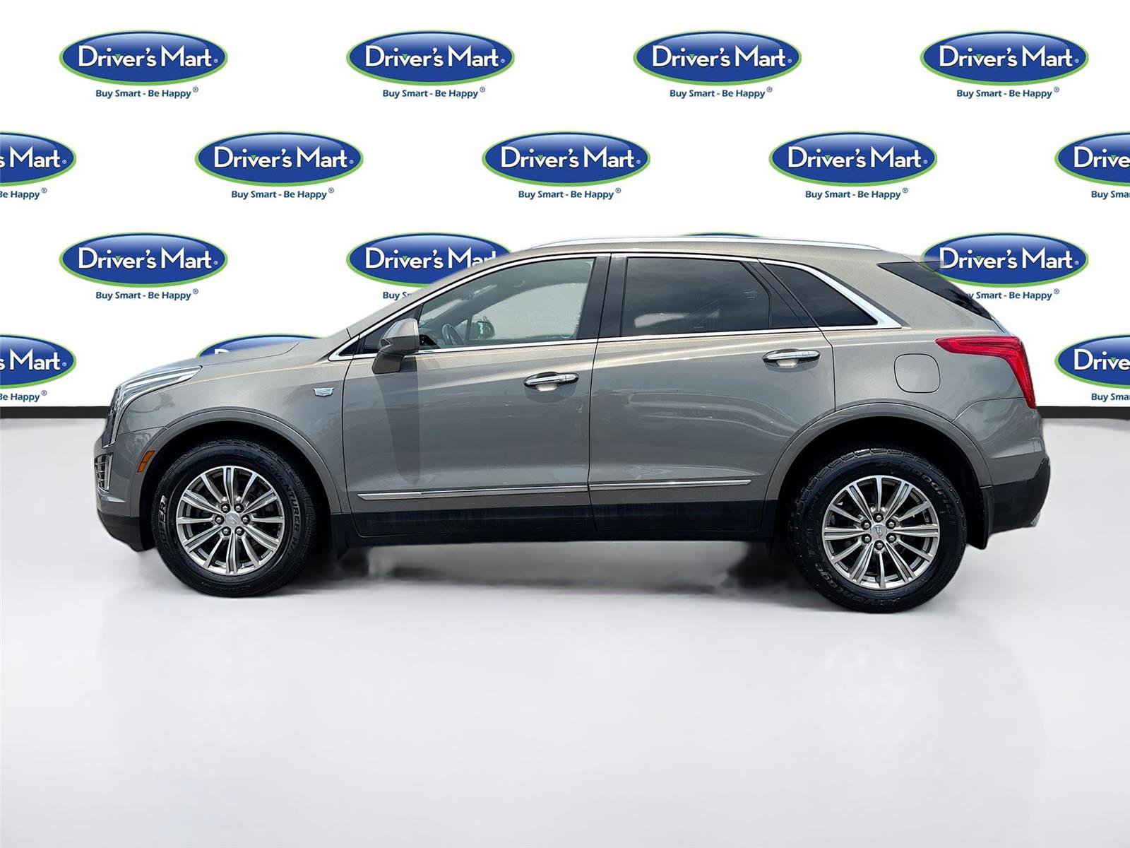 Used 2018 Cadillac XT5 Luxury w/ Driver Awareness Package image 5