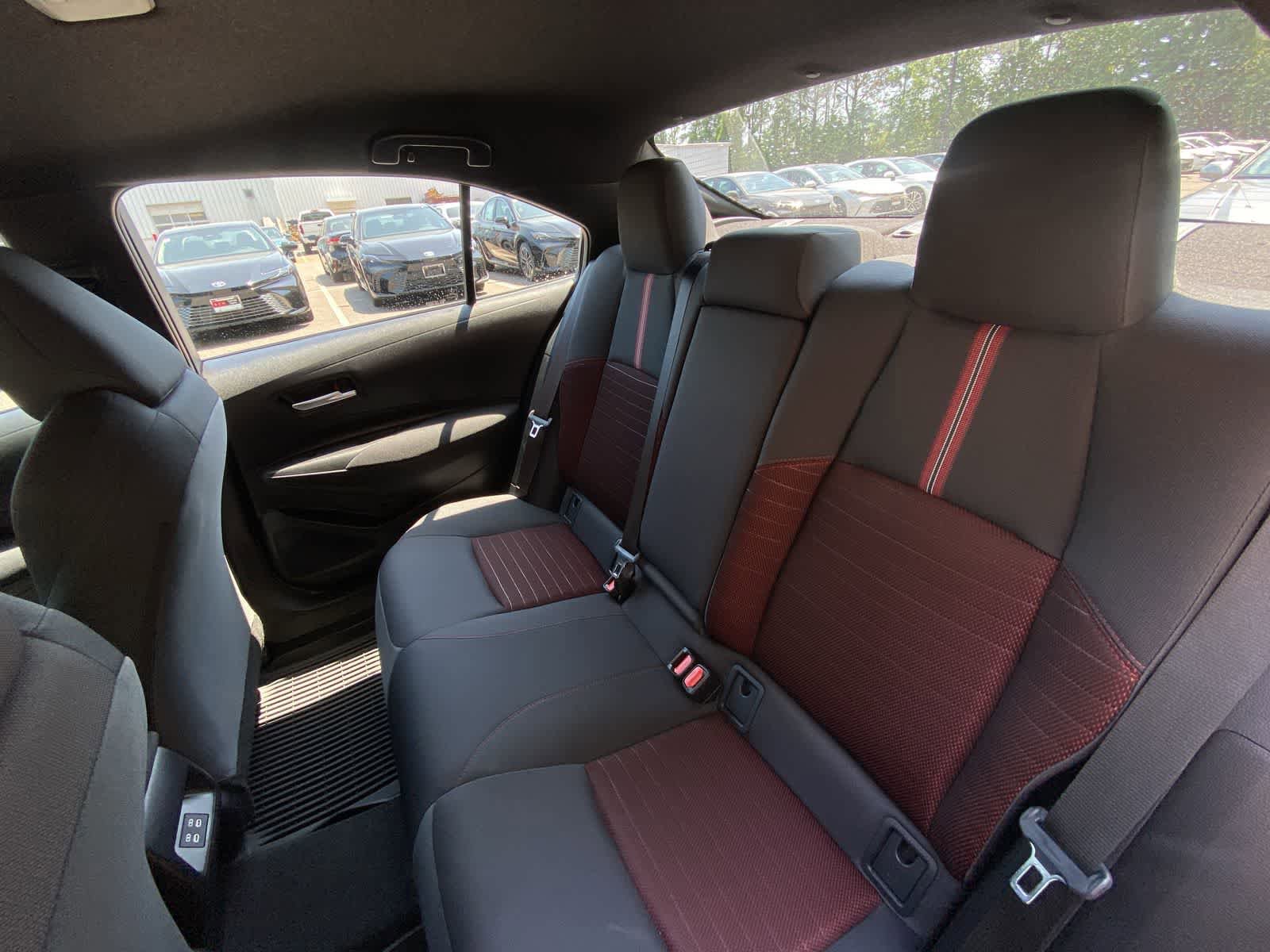 Used 2026 Toyota Corolla SE FWD image 25