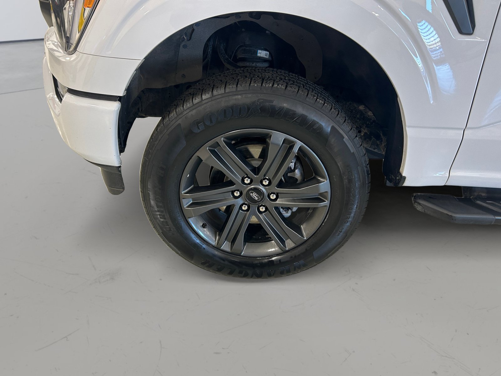 Used 2023 Ford F150 XLT w/ Equipment Group 302A High RWD image 8
