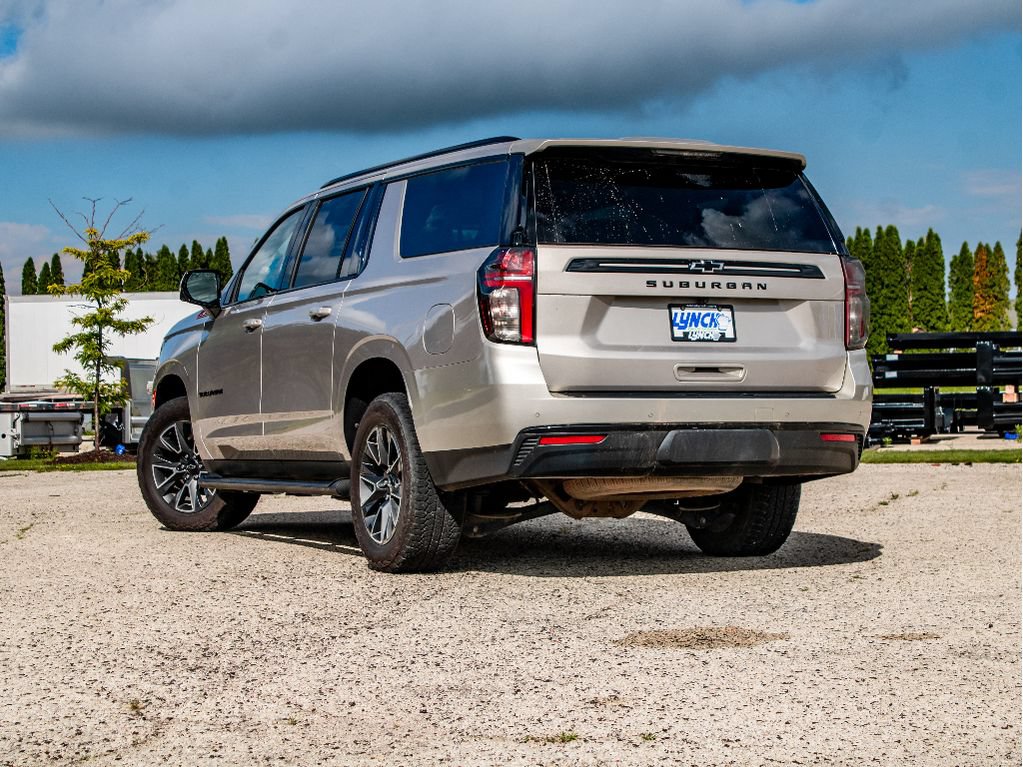 Used 2023 Chevrolet Suburban Z71 w/ Luxury Package AWD/4WD image 8