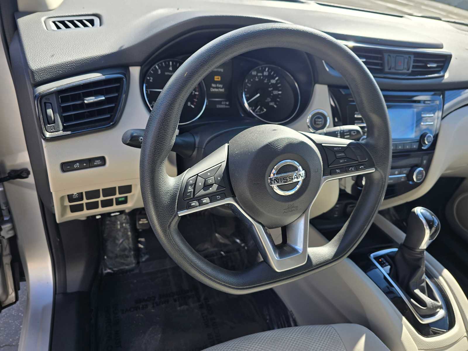 Used 2018 Nissan Rogue Sport SV image 24