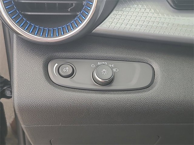 New 2026 Chevrolet Trax LT image 25