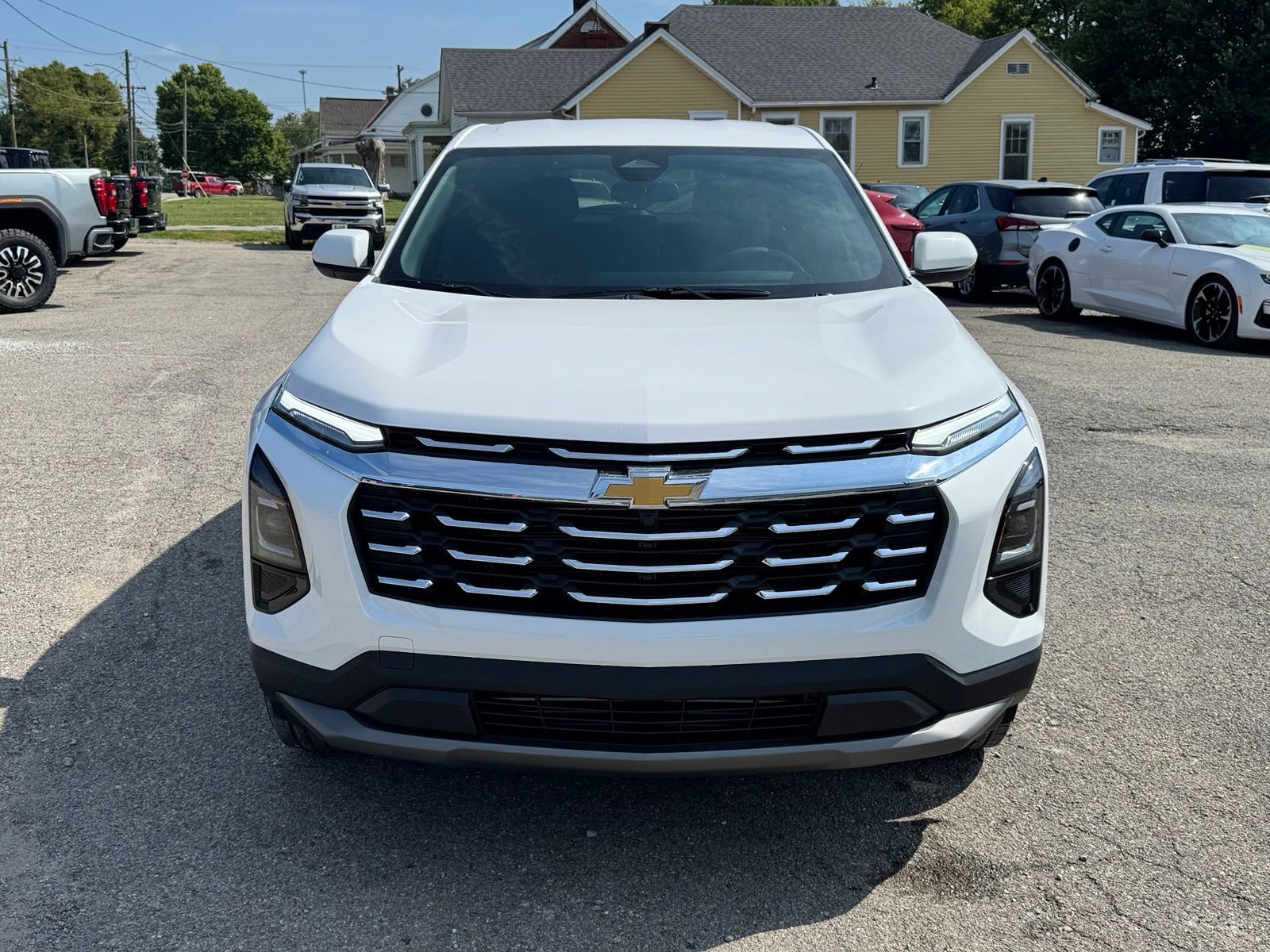 New 2027 Chevrolet Equinox LT FWD image 9