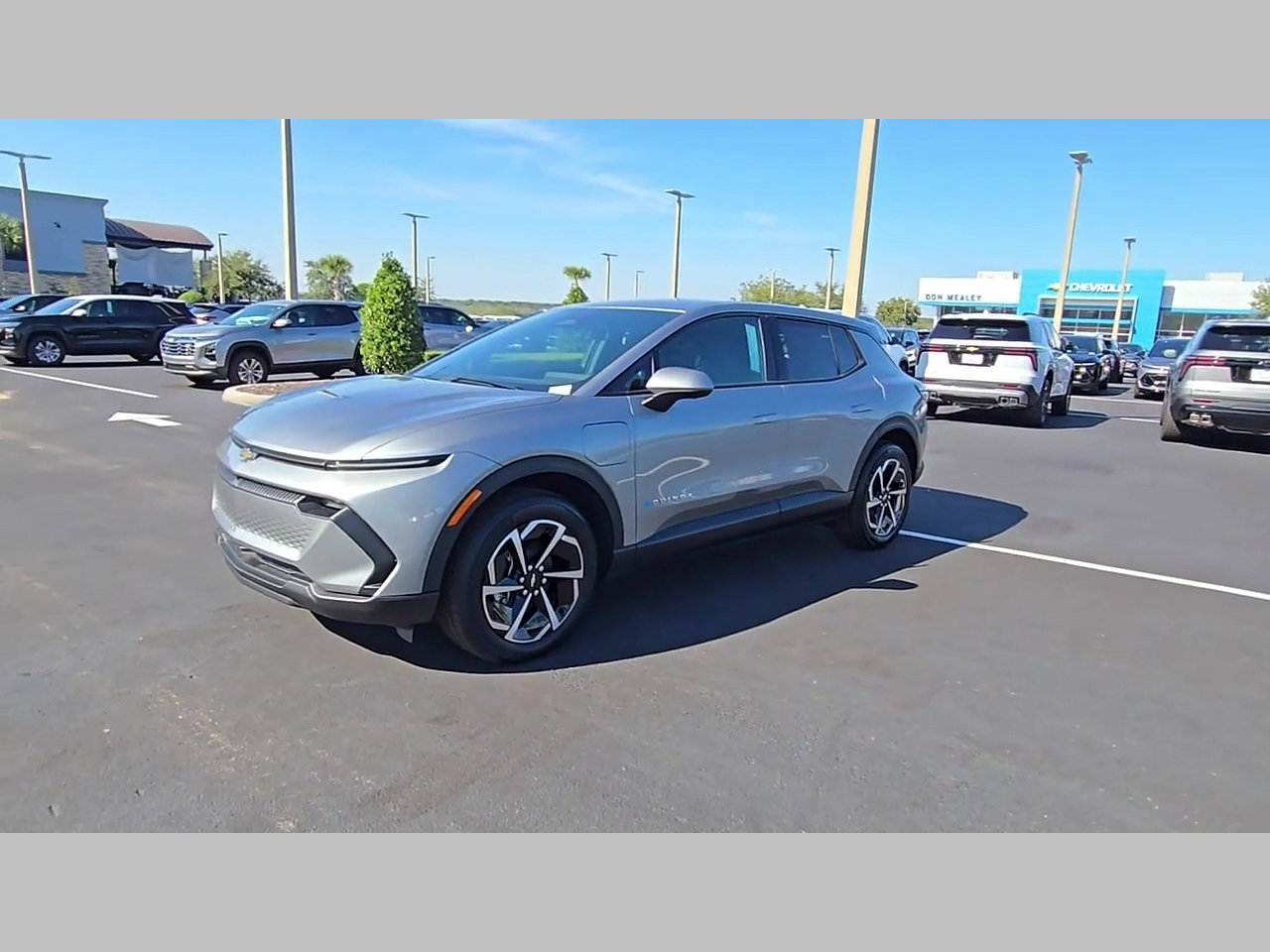 New 2026 Chevrolet Equinox EV LT w/ Comfort Package image 24