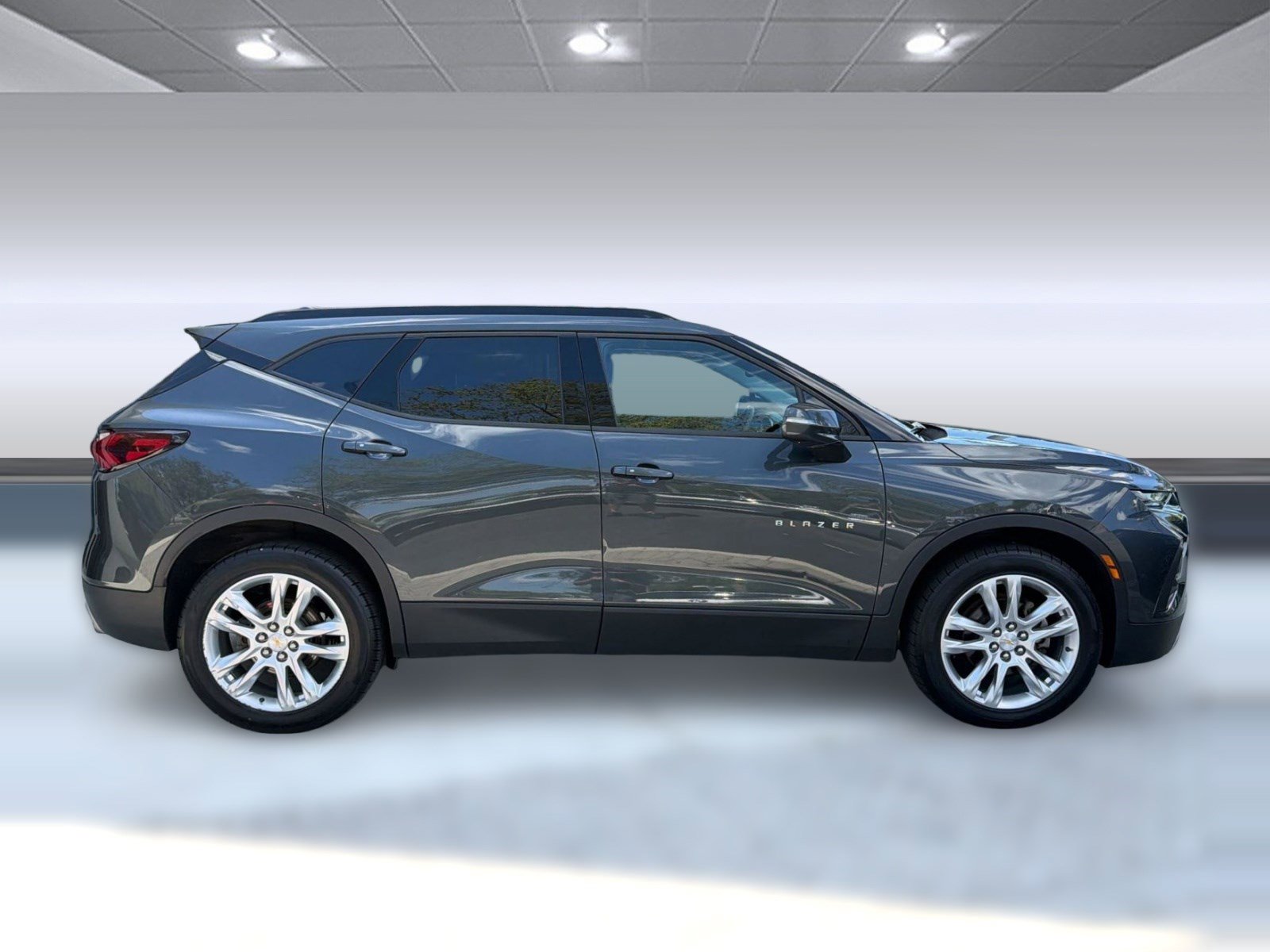 Used 2019 Chevrolet Blazer LT w/ Sun and Wheels Package image 8