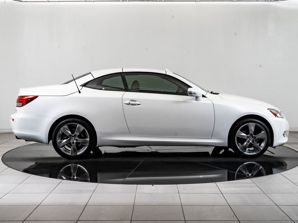 Used 2010 Lexus IS 250C image 12