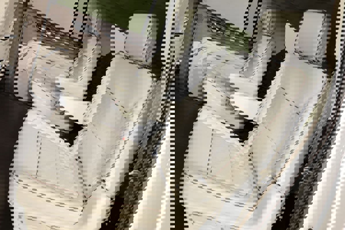 Used 2021 GMC Yukon XL Denali w/ Denali Ultimate Package image 11