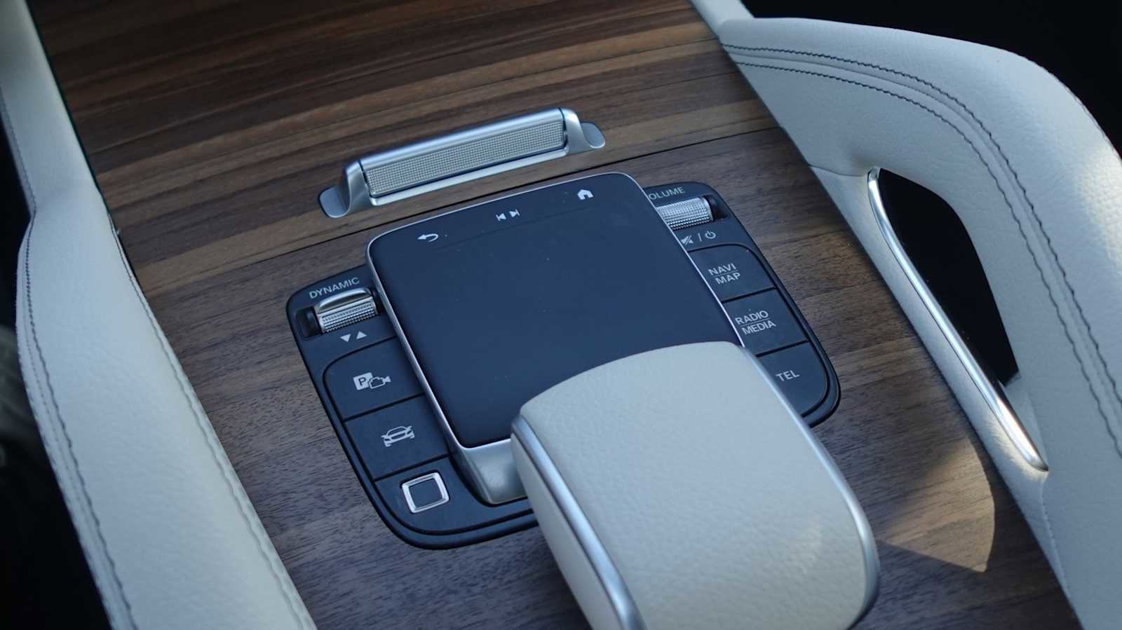 Certified 2026 Mercedes-Benz GLE 350 4MATIC image 32