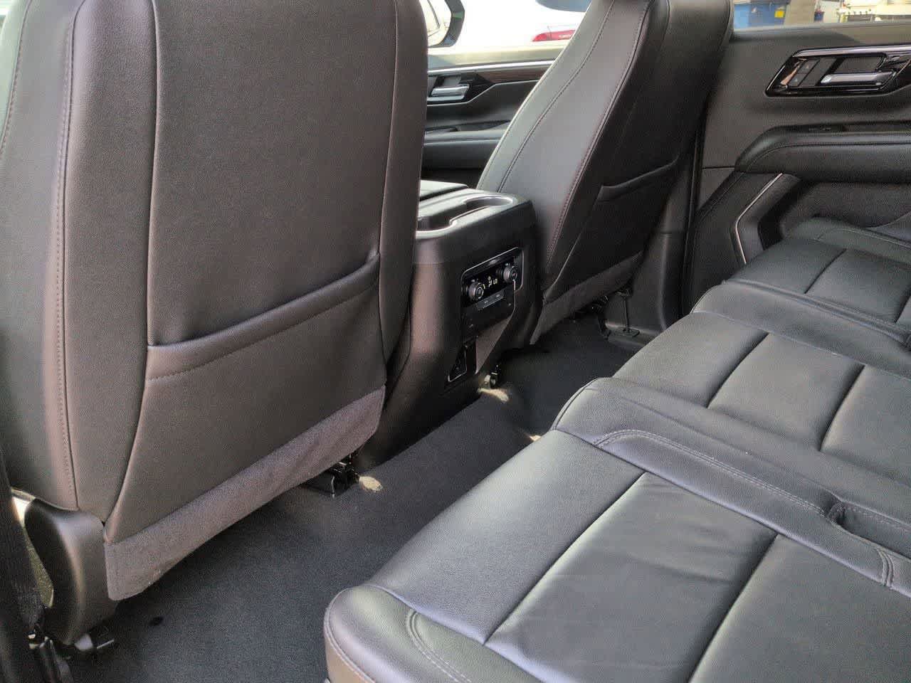 Used 2025 Chevrolet Tahoe Z71 AWD/4WD image 18
