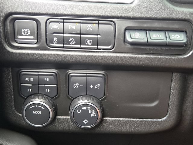 Used 2023 Chevrolet Tahoe High Country AWD/4WD image 20