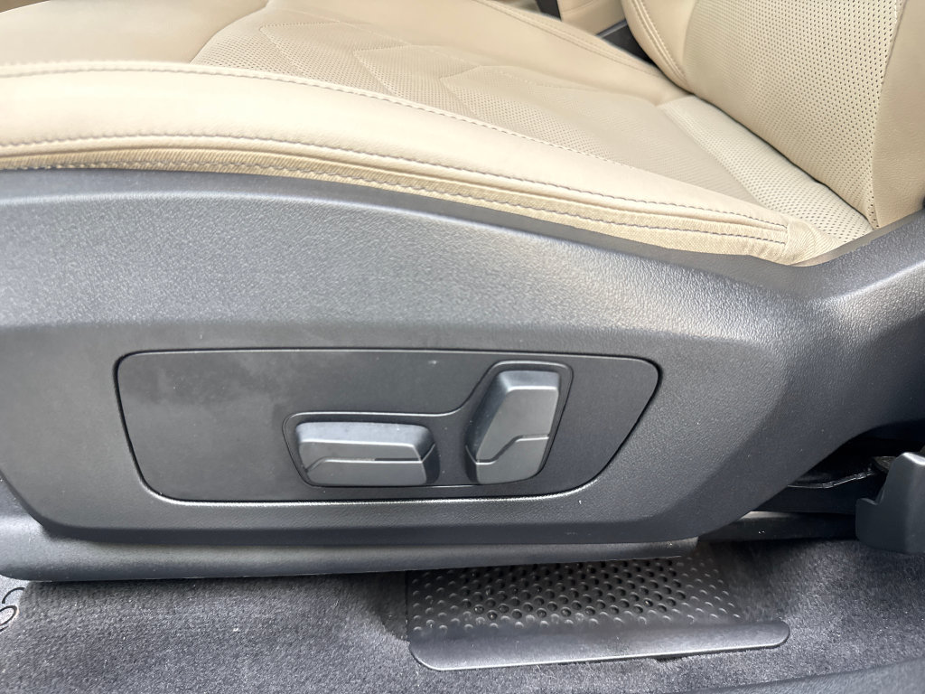 Used 2023 BMW X1 xDrive28i w/ Premium Package AWD/4WD image 32