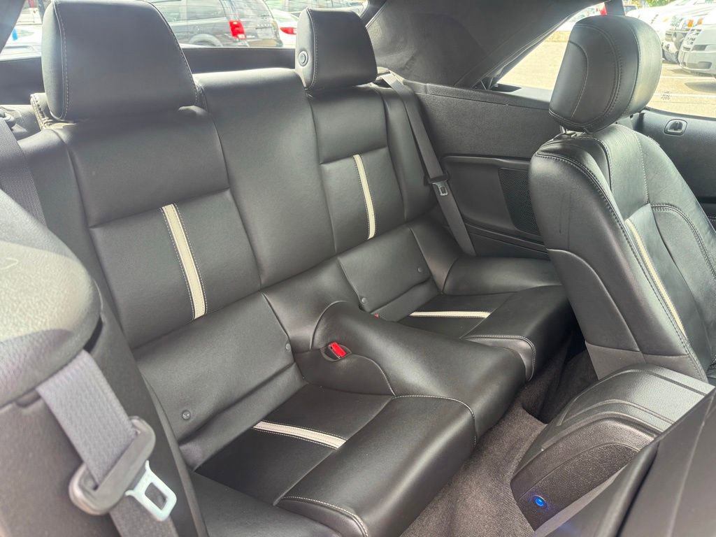 Used 2013 Ford Mustang GT Premium w/ Electronics Pkg RWD image 25