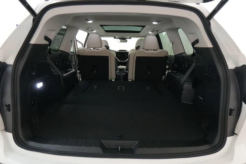 New 2025 Subaru Ascent Limited image 25