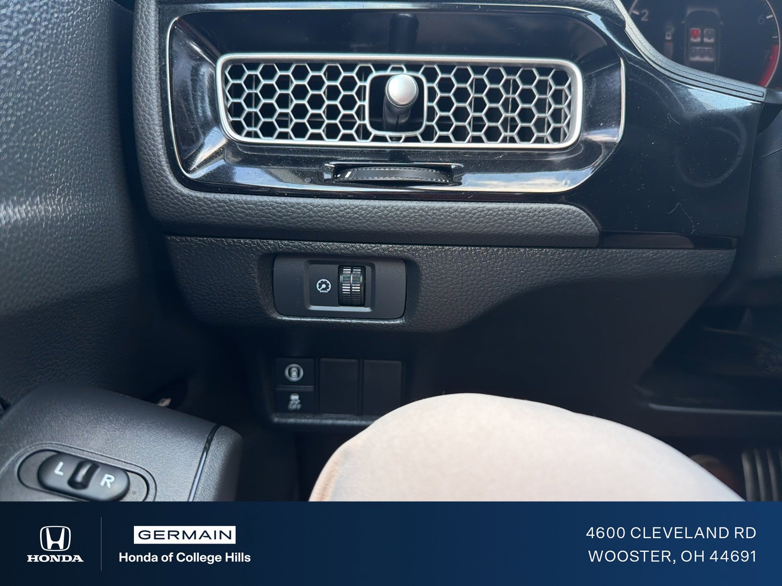 Used 2023 Honda Civic Sport image 18