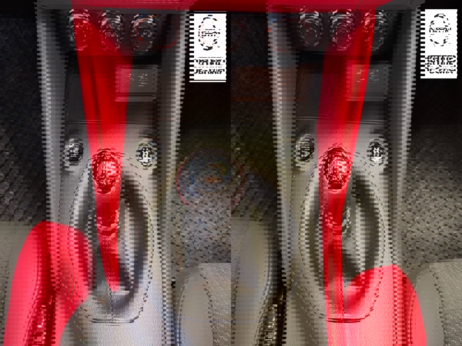 Certified 2024 Nissan Z Performance w/ Floor Mat Package image 25