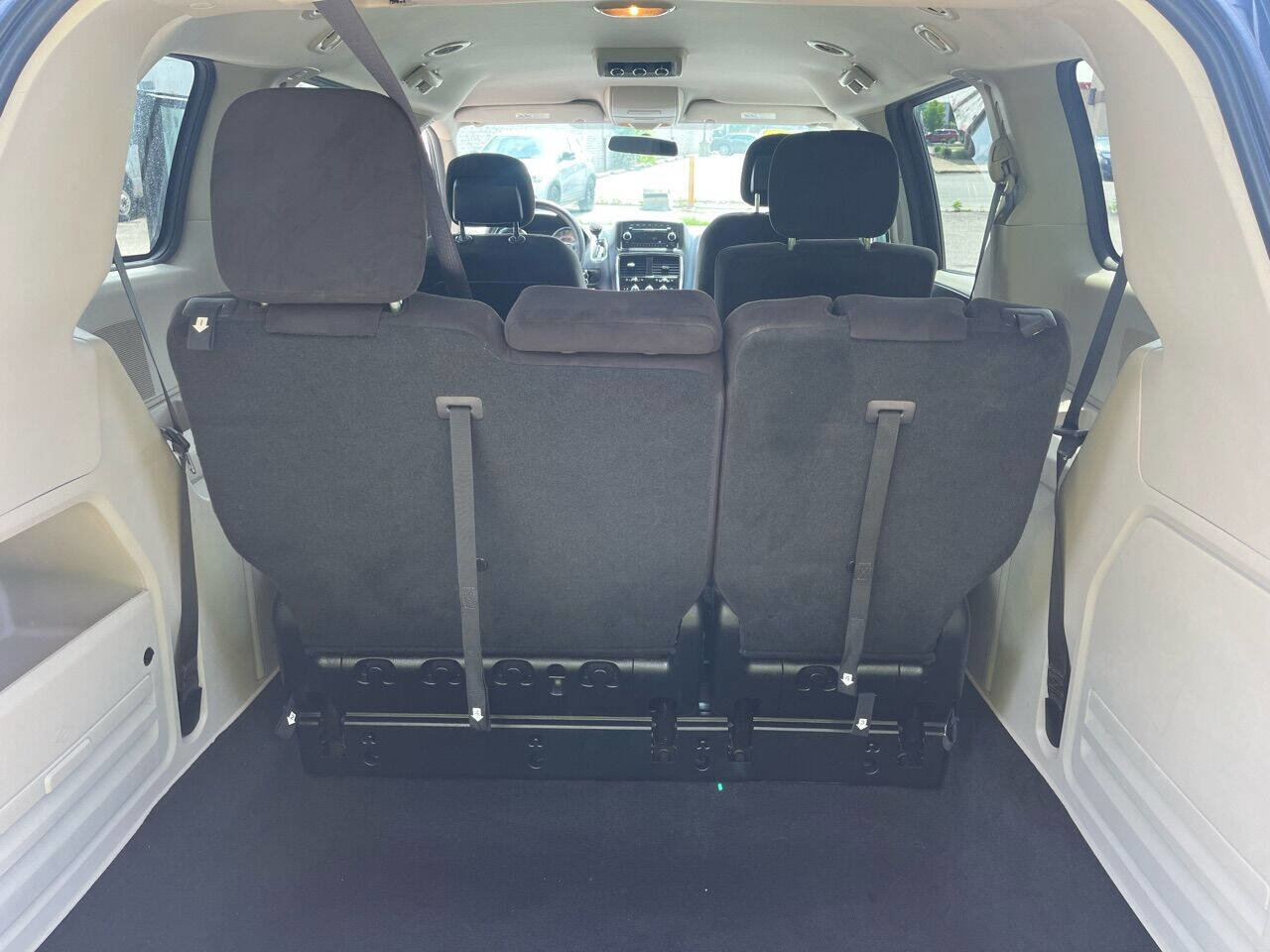 Used 2014 Dodge Grand Caravan SE w/ Quick Order Package 29E SE image 10
