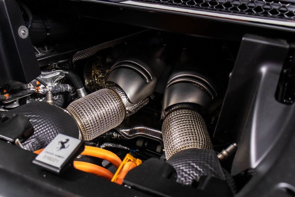 Certified 2025 Ferrari 296 GTS image 59