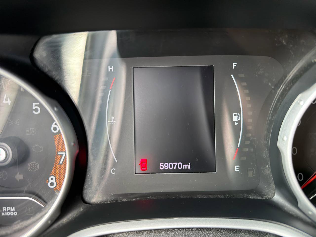 Used 2020 Jeep Compass Latitude w/ Cold Weather Group image 28